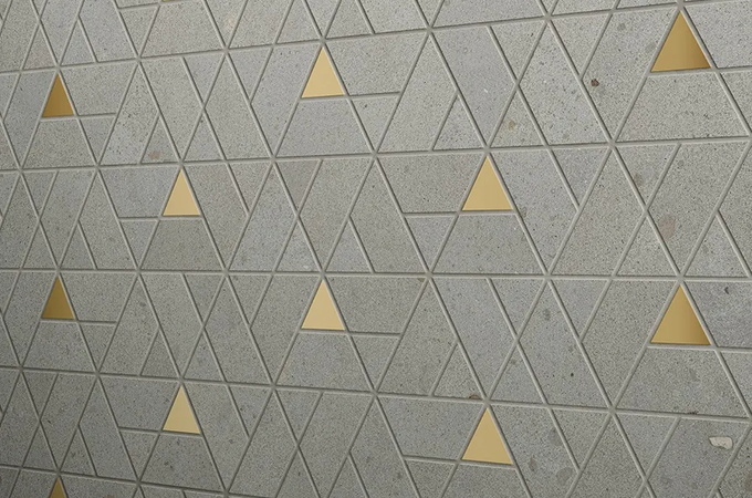 Avantgarde Italon