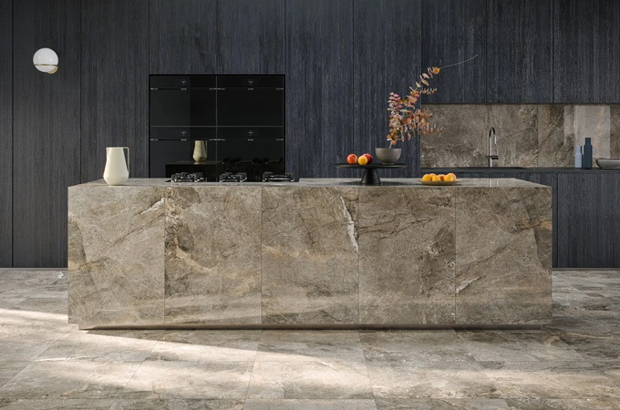 VOLTERRA PIEZA CERAMICA