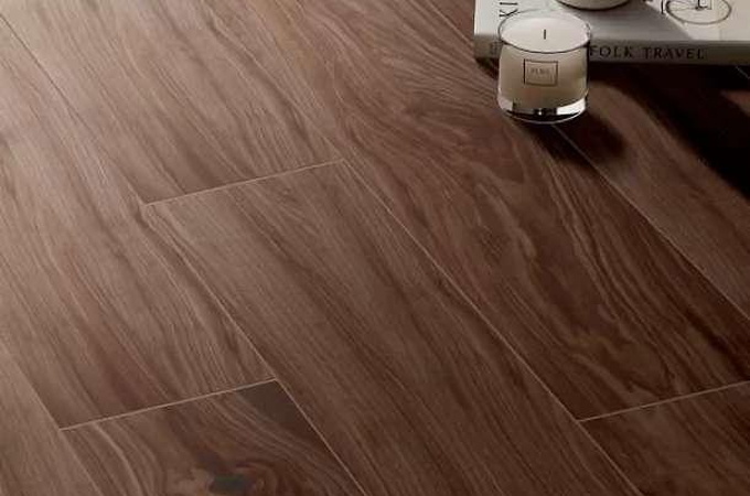 LucidWood Vitra