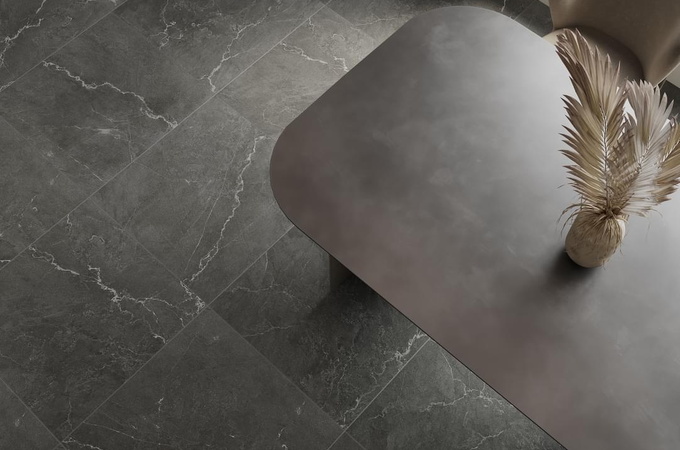 Leda Black Laparet
